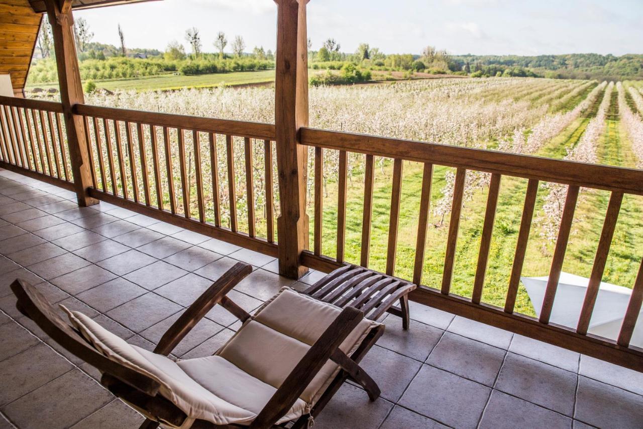 Agroturystyka Pod Jablonia คาชิเมียร์ซ ดอลนี ภายนอก รูปภาพ